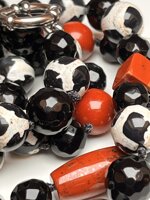 collana-con-pietre-dure-tibetane-onice-e-diaspro