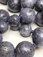 collana-con-pietre-blue-coral-naturali