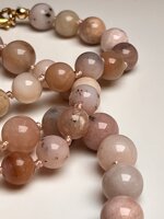 collana-con-pietre-dure-di-opale-rosa-del-peru