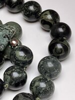 collana-con-pietre-dure-di-diaspro-kambaba