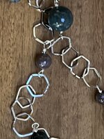 collana-con-pietre-dure-di-agata-e-catenella-in-acciaio