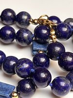 collana-con-pietre-dure-di-lapislazzuli-tre-opzioni