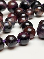 collana-con-pietre-dure-di-occhio-di-tigre-con-varie-sfumature