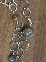 collana-con-pietre-dure-di-agata-e-catenella-in-acciaio