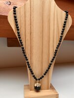 collana-con-pietre-dure-di-tormalina-nera