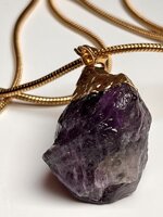 catenella-in-acciaio-placcato-oro-con-pendente