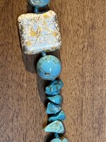 collana-con-pietre-dure-di-turchese