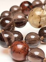 collana-con-pietre-dure-di-ossidiana