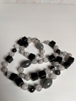 collana-con-pietre-dure-di-quarzo-e-agata