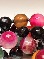 collana-con-pietre-dure-di-onice-e-agata