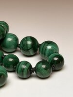 collana-con-pietre-dure-di-malachite