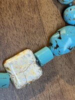 collana-con-pietre-dure-di-turchese