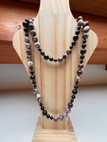 collana-con-pietre-dure-di-tormalina-fiore-di-prugna-e-nera