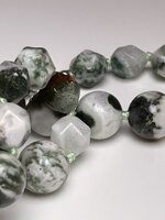 collana-con-pietre-dure-di-agata-albero-e-agata-verde