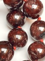 collana-con-pietre-dure-di-granato