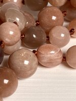 collana-con-pietre-dure-di-pietra-di-luna