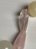 collana-con-pietre-dure-di-calcedonio-quarzo-rosa-quarzo-ialino-e-serpentino