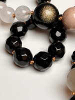 collana-con-pietre-dure-di-onice-pietra-di-luna-e-ossidiana-gold