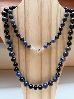 collana-con-pietre-dure-di-iolite-e-pietra-arenaria-blu