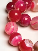 collana-con-pietre-dure-di-agata-fucsia