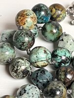 collana-con-pietre-dure-di-turchese-africano