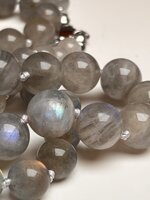 collana-con-pietre-dure-di-labradorite-di-ottima-qualita