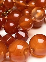 collana-con-pietre-dure-di-corniola