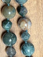 collana-con-pietre-dure-di-agata-indiana