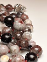 collana-con-pietre-dure-di-tormalina-fiore-di-prugna