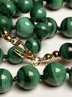 collana-con-pietre-dure-di-malachite