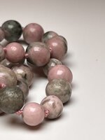 collana-con-pietre-dure-di-quarzite-lunga-68-cm