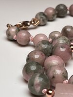 collana-con-pietre-dure-di-quarzite-lunga-48-cm