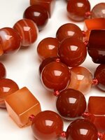 collana-con-pietre-dure-di-agata-rossa