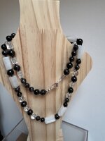 collana-con-pietre-dure-di-astrofillite-e-quarzo