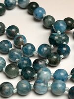 collana-con-pietre-dure-di-apatite-e-pendente