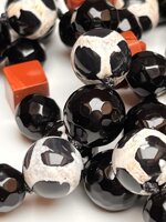 collana-con-pietre-dure-tibetane-onice-e-diaspro