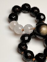 collana-con-pietre-dure-di-onice-pietra-di-luna-e-ossidiana-gold