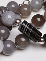 collana-con-pietre-dure-di-agata-botswana-e-agata