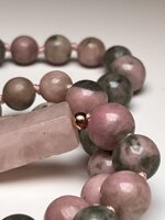 collana-con-pietre-dure-di-quarzite-lunga-48-cm