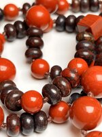 collana-con-pietre-dure-di-diaspro-rosso-e-diaspro-brecciato