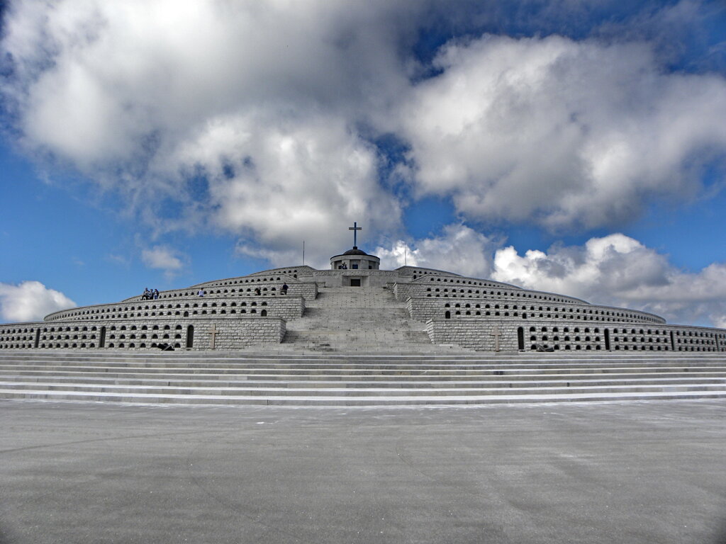 Sacrario militare Monte Grappa