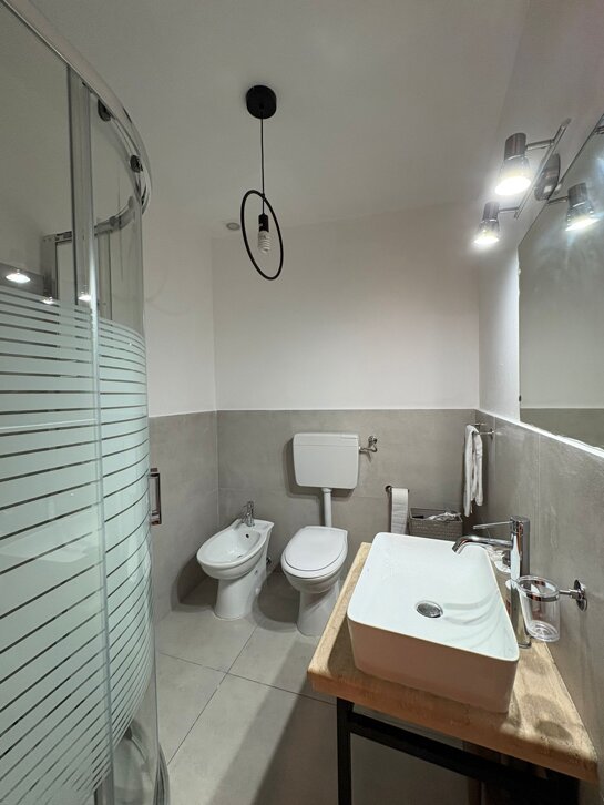 bagno gabinetto bidet.jpeg bagno gabinetto bidet.jpeg