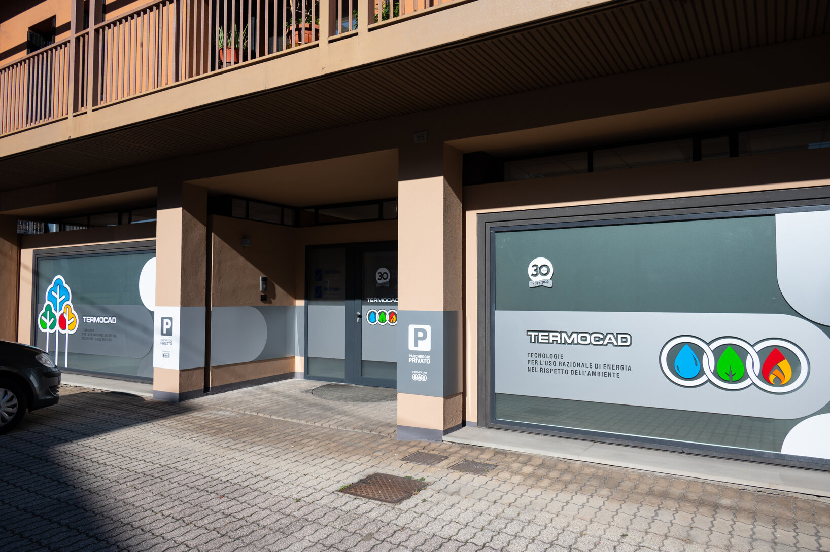 2b82004e-c3cc-4a40-9b14-24f4ef9bf4fb