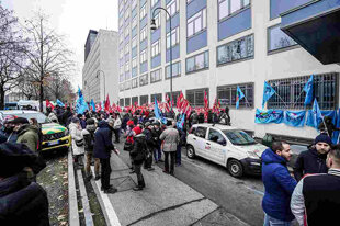 d5c5bbd0-bf49-4f56-8922-dbfbabadb136 d5c5bbd0-bf49-4f56-8922-dbfbabadb136