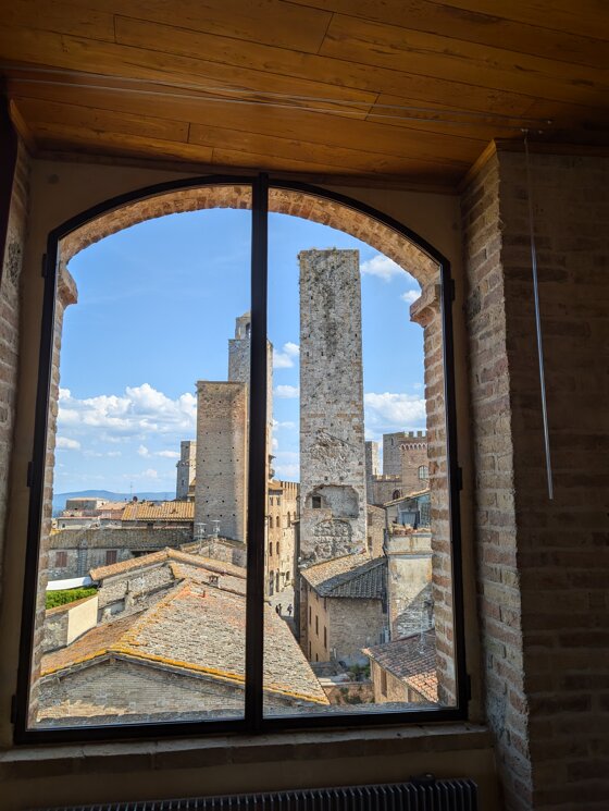 f783d2db-4579-4300-b8ca-029403e304f3