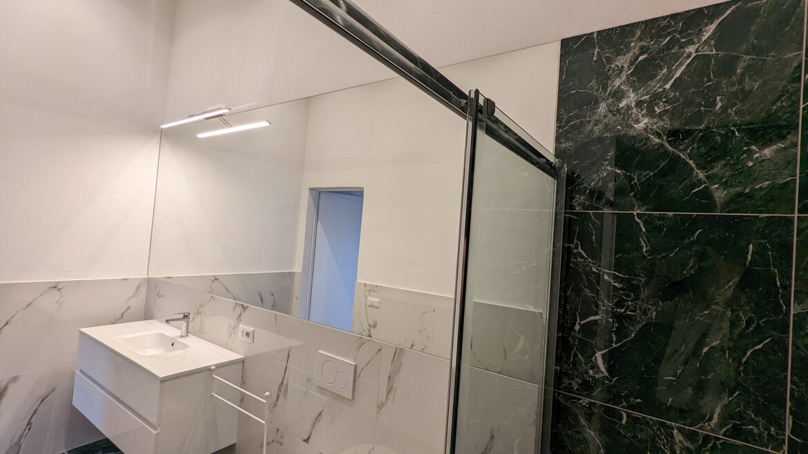 b6c88d6a-c11d-468b-9946-21583ffee02c