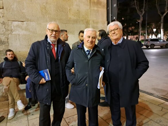 bd4a8f72-5185-4033-af50-72274d24d2ec bd4a8f72-5185-4033-af50-72274d24d2ec