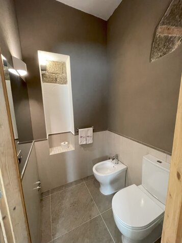 d5060a1f-7361-4486-832a-2a99e067e01a d5060a1f-7361-4486-832a-2a99e067e01a