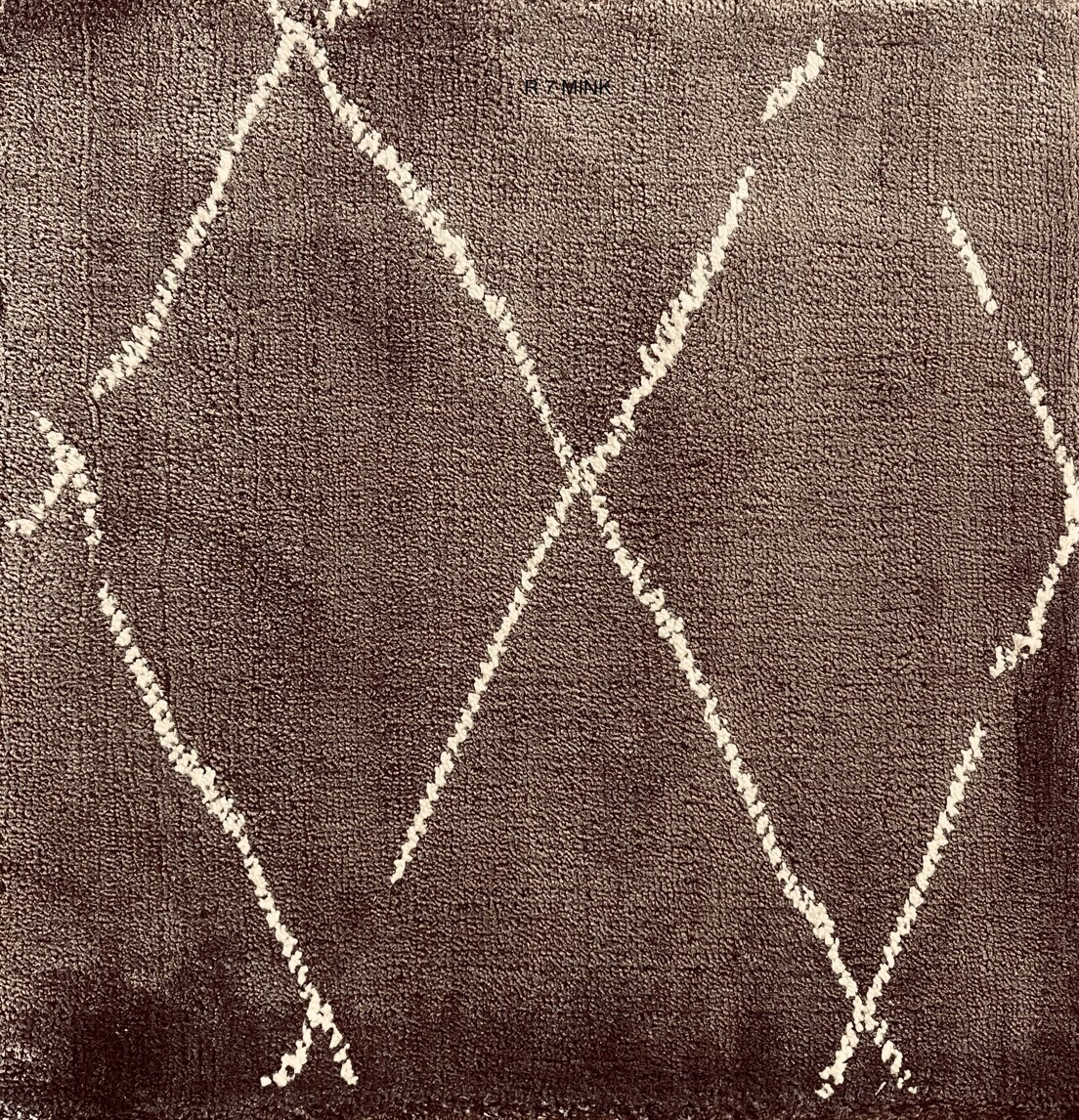 820d8b7f-02e2-431a-968d-a28562b10d88 820d8b7f-02e2-431a-968d-a28562b10d88
