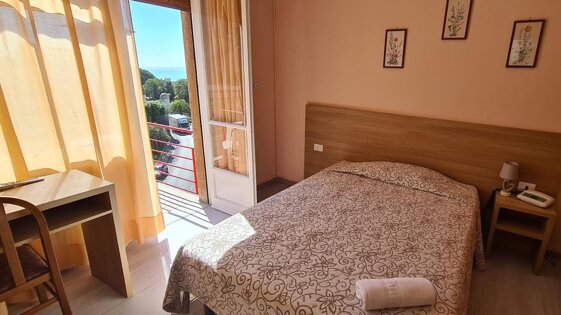 8f4e69a3-1941-45b7-8208-b7481eaae3df 8f4e69a3-1941-45b7-8208-b7481eaae3df